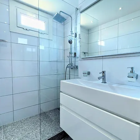 T4, Climatisation, 50m De La Apartment *