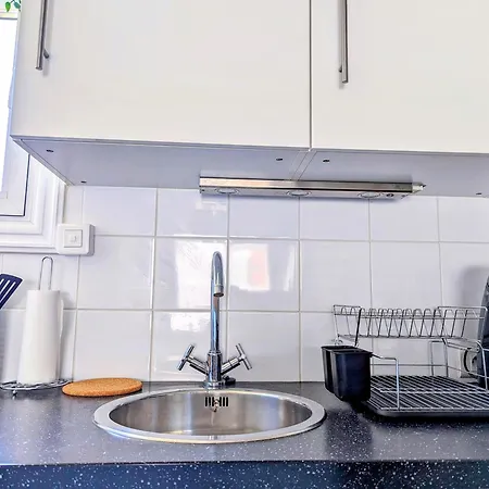 Apartment T4, Climatisation, 50m De La *