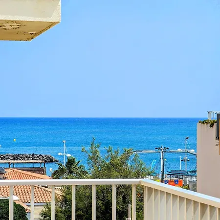 Apartment T4, Climatisation, 50m De La *