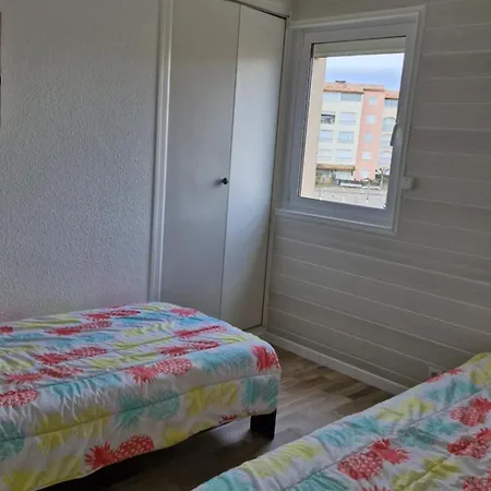 Apartment T4, Climatisation, 50m De La *