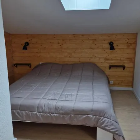 T4, Climatisation, 50m De La 아파트 아그